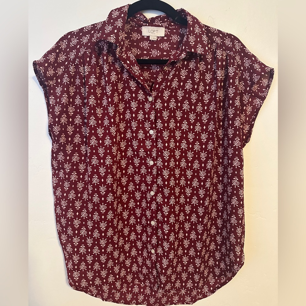 LOFT Burgundy Button Down Shirt with Notched Collar and Cap Sleeves
